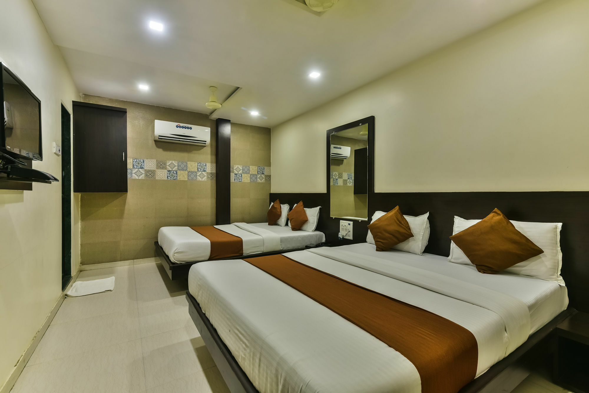Hotel Guestinn Residency Bombay Exterior foto
